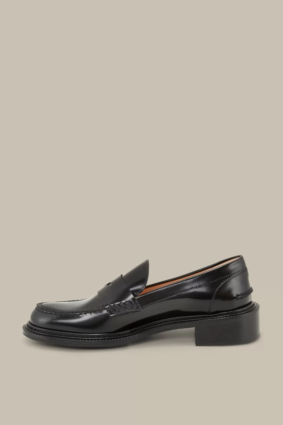 Flash Sale Loafer Aus Kalbnappaleder By Unutzer In Damen Schuhe