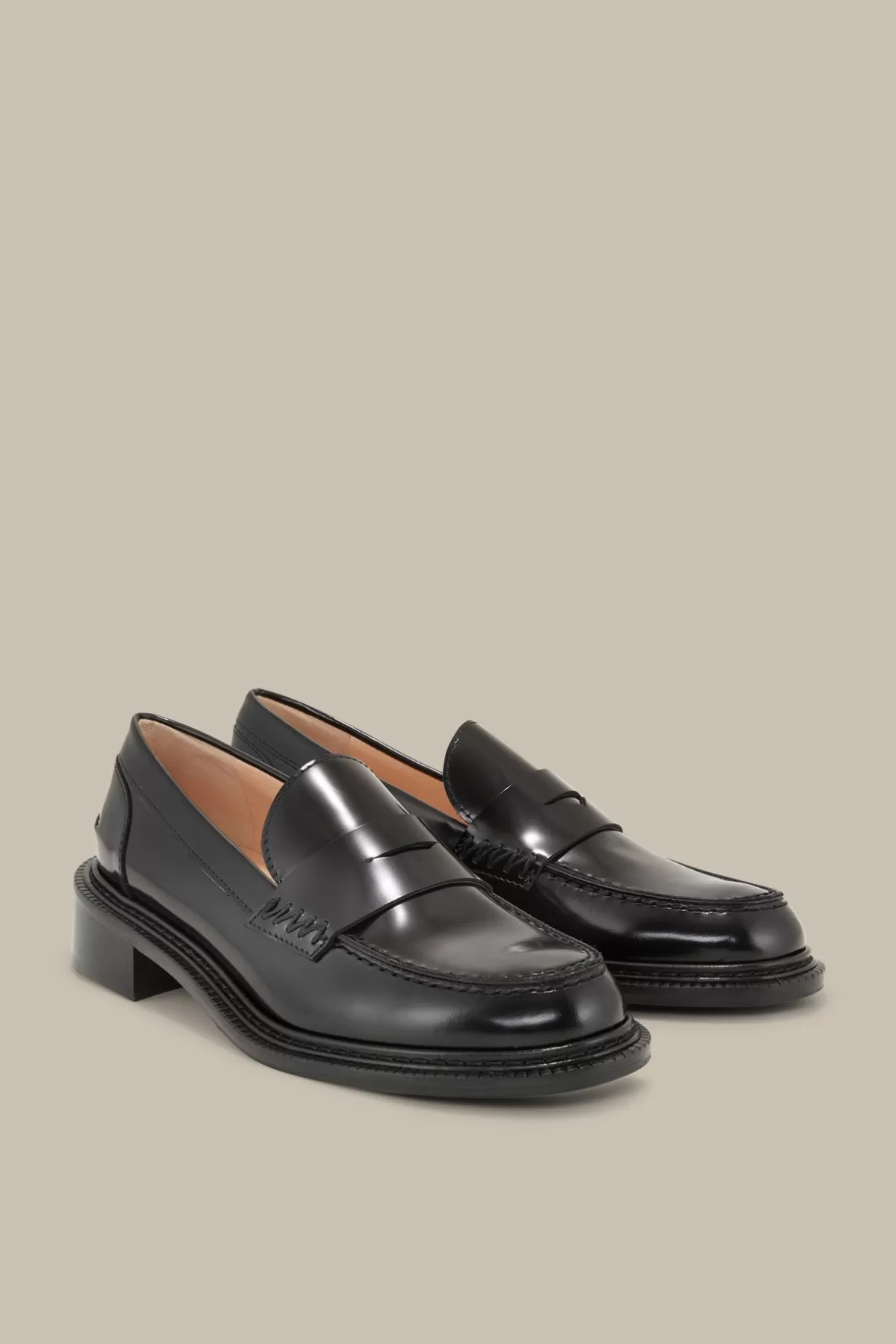 Flash Sale Loafer Aus Kalbnappaleder By Unutzer In Damen Schuhe