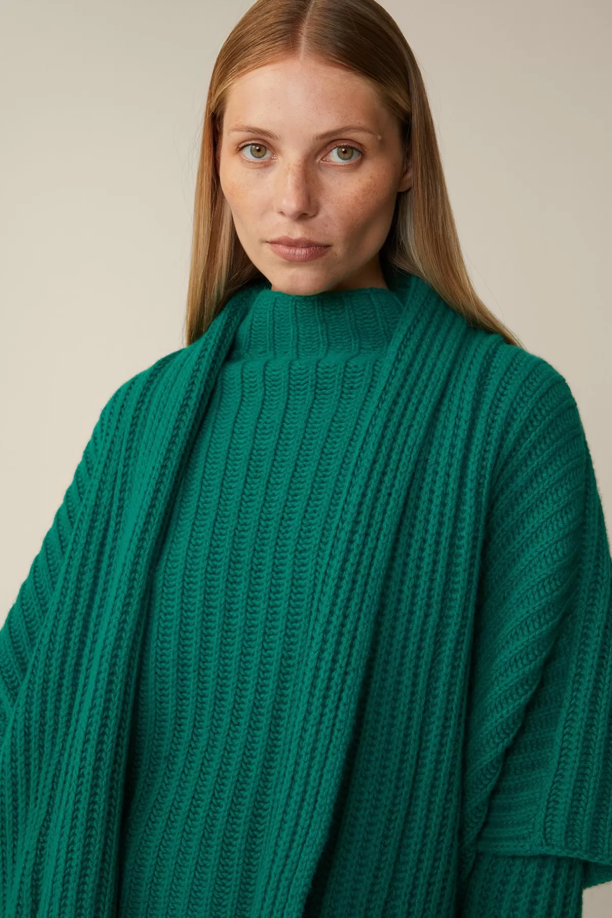 Best Sale Schurwoll-Cashmeremix-Cape In Damen Mutzen & Schals