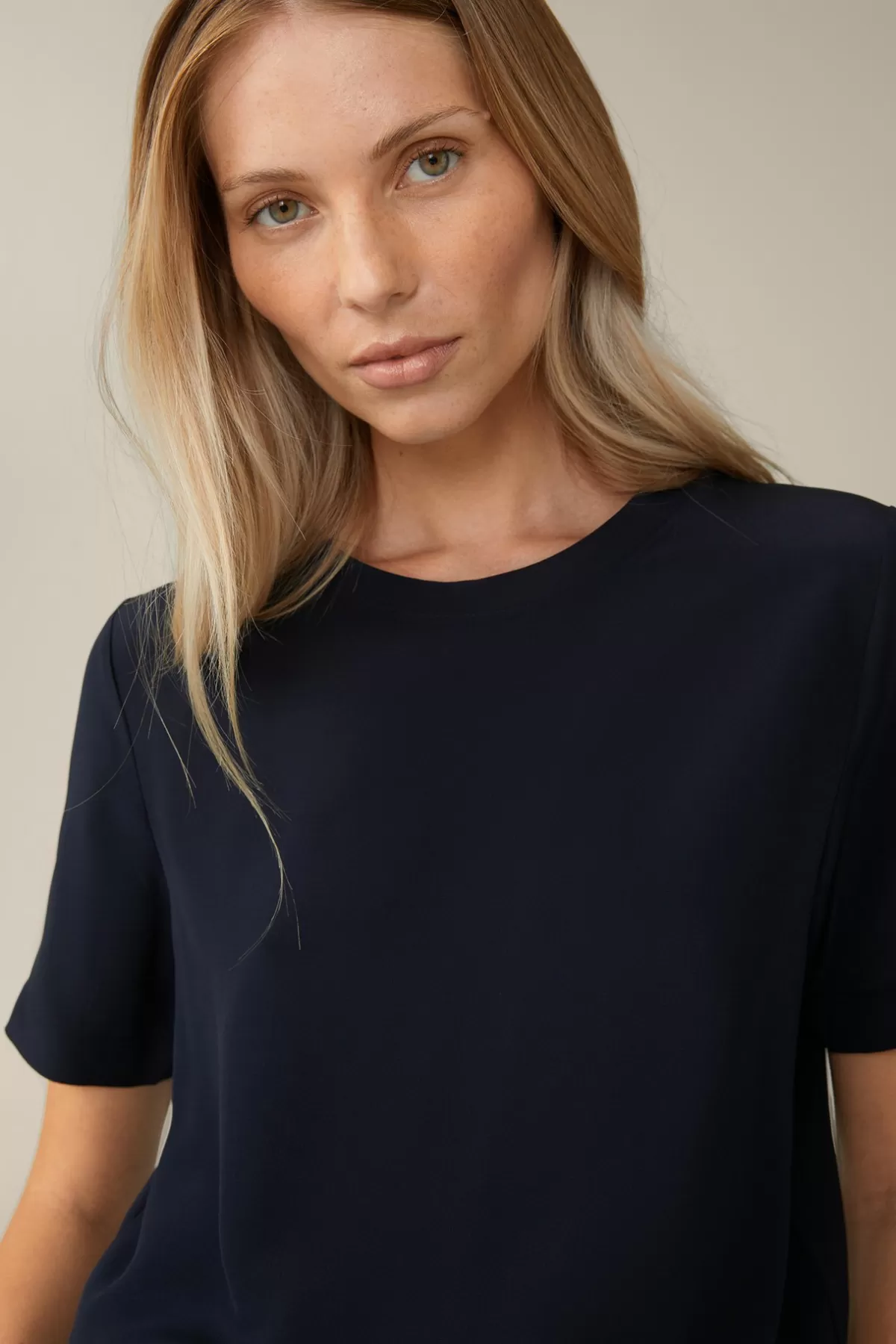 Store Seiden-Kurzarm-Shirt In Damen T-Shirts & Sweats
