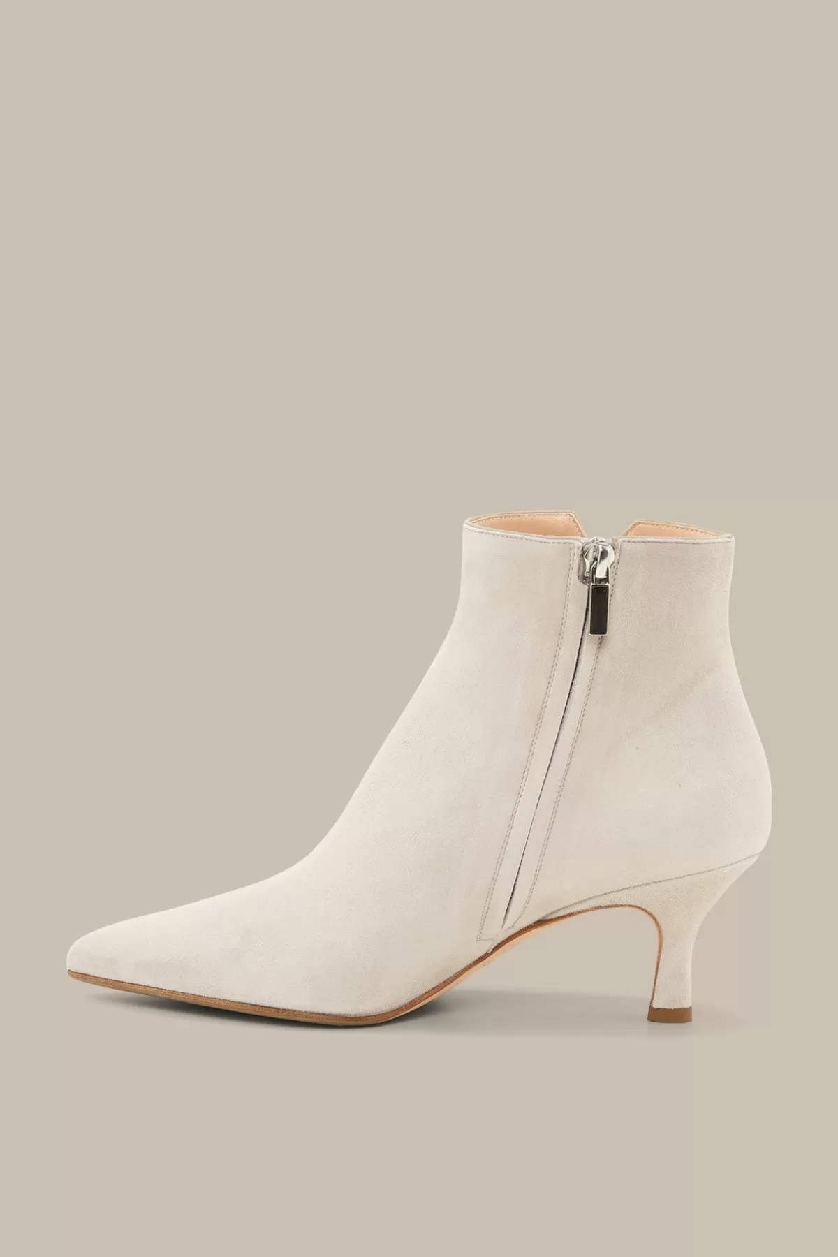 Hot Stiefelette Aus Ziegenveloursleder By Unutzer In Damen Schuhe